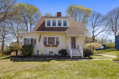 9 Hillside Ave