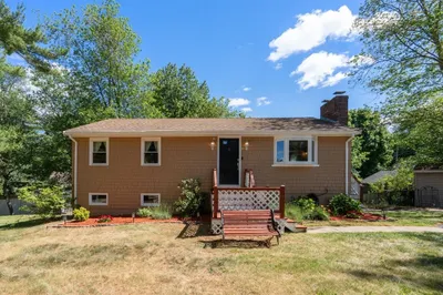 61 Scott Hill Blvd 1