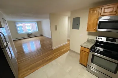 230 Babcock Street #3G 1