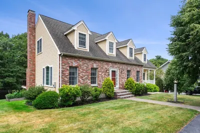 11 Castle Claire Circle 1