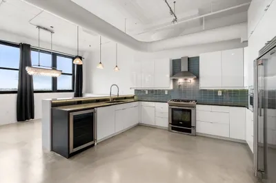 437 D Street #6C 1