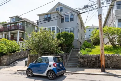 130-132 Nonantum Street