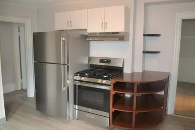 5 Laurel Street #5 1