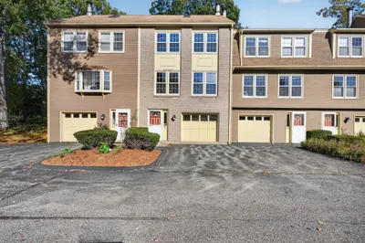98 Heritage Drive #98 1