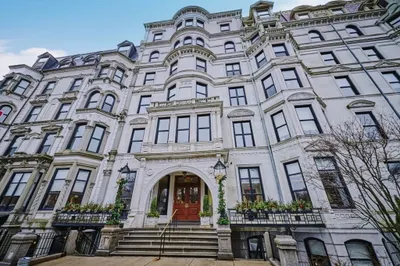 160 Commonwealth Ave--furnished Ave #403