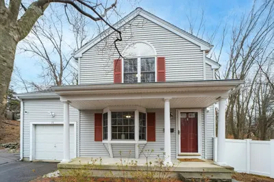 15 Ordway St