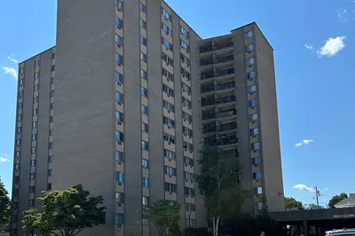 1025 Hancock Street #8C 1