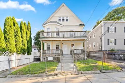 27 Bailey St