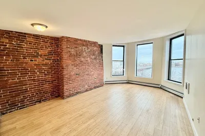 482 Beacon Street #52
