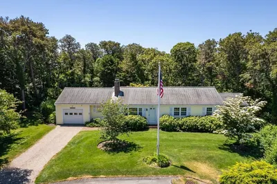 35 Oakridge Cir 1