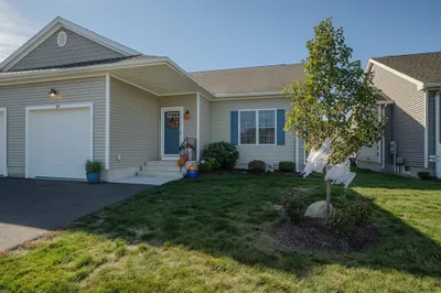 111 Daniel Shays Hwy #39 1