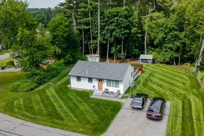 39 Fernbrook Rd 1