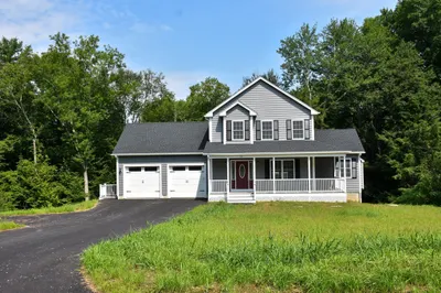 12 Elliot Drive 1
