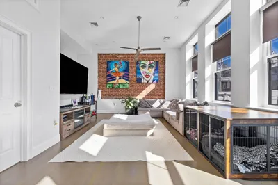 50 Floyd St #4