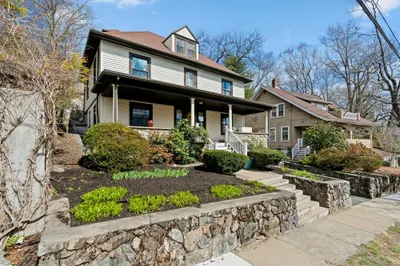 33 Nowell Rd
