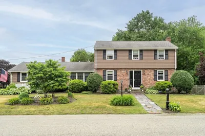 4 Roch Cir