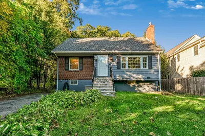 26 Brookside Ave 1
