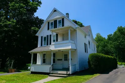 533 Elm St 1