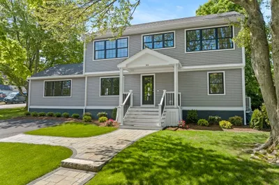 66 Amherst Rd 1