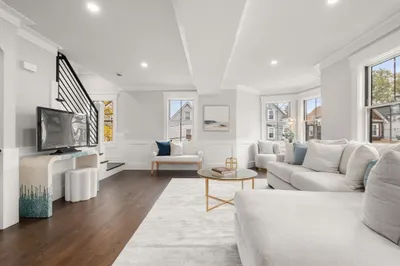 11 Macarthur Street #B