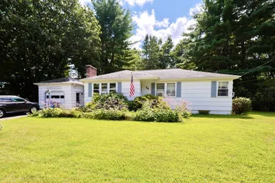 24 Hemlock Dr 1