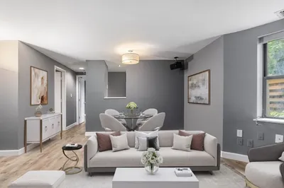 84 Gainsborough St #5W