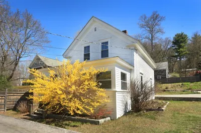 48 School St