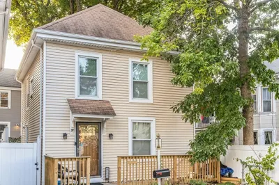 38 S Lincoln St 1
