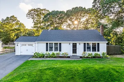 17 Trowbridge Path 1