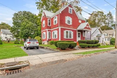 135 Linden Rd 1