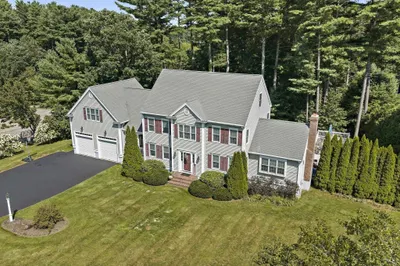 49 Lantern Ln 1