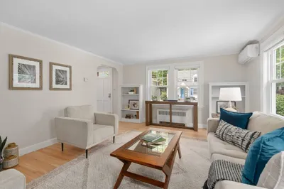 19 Conant Rd