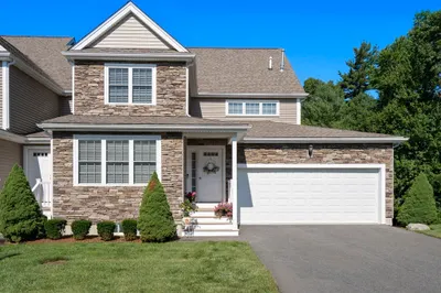 37 Bristol Cir #49