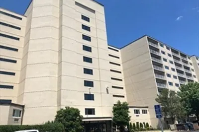 200 Cove Way #207 1
