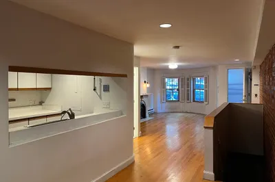 28 Appleton St #1