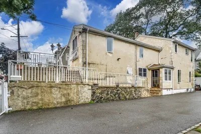 73 Sherwood Road 1
