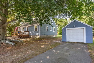 156 4th St 1
