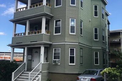 19 New Hampshire Ave #3 1