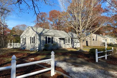 28 Winding Brook Rd 1