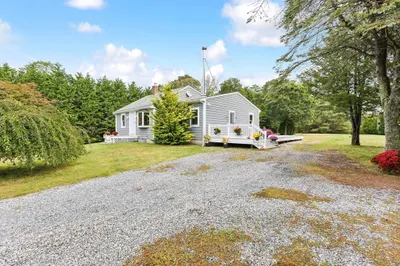 14 Morton Ave 1