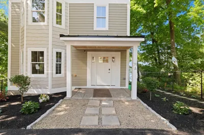 79r Sheridan Street #2 1