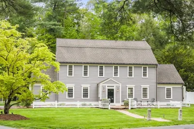 41 Longmeadow Road 1