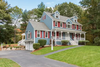 5 Stonehedge Dr. 1