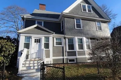 30 Holton St #30 1