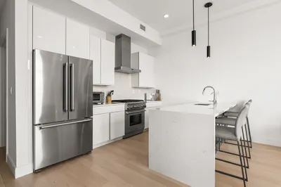 20 W 5th St #5A