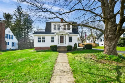 81 Prospect St 1
