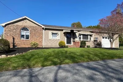 24 Kennedy St 1