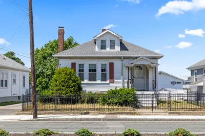 334 Sea St 1
