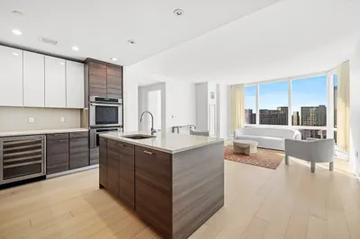 1 Franklin St #2412