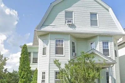 27 Princeton St #2 1